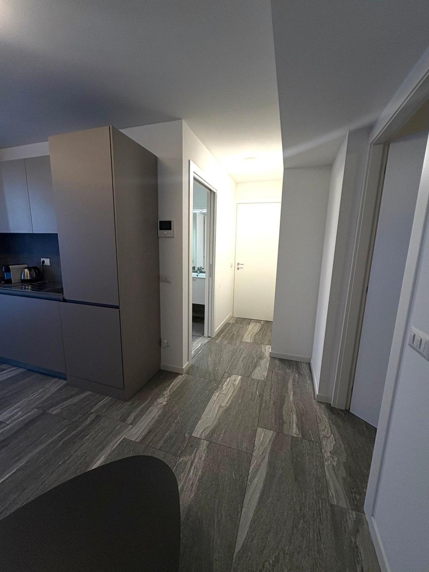 Essential Apartment Sesto San Giovanni Bagian luar foto