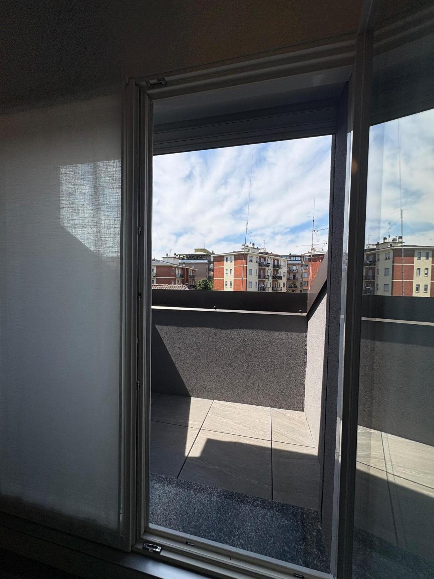 Essential Apartment Sesto San Giovanni Bagian luar foto