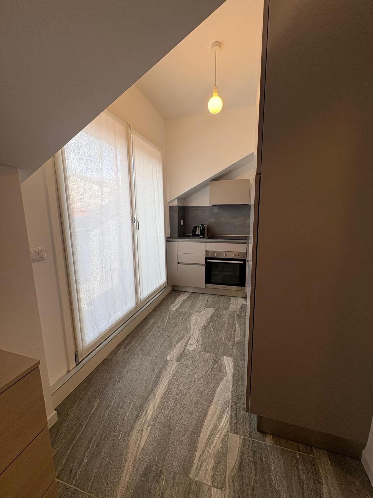 Essential Apartment Sesto San Giovanni Bagian luar foto