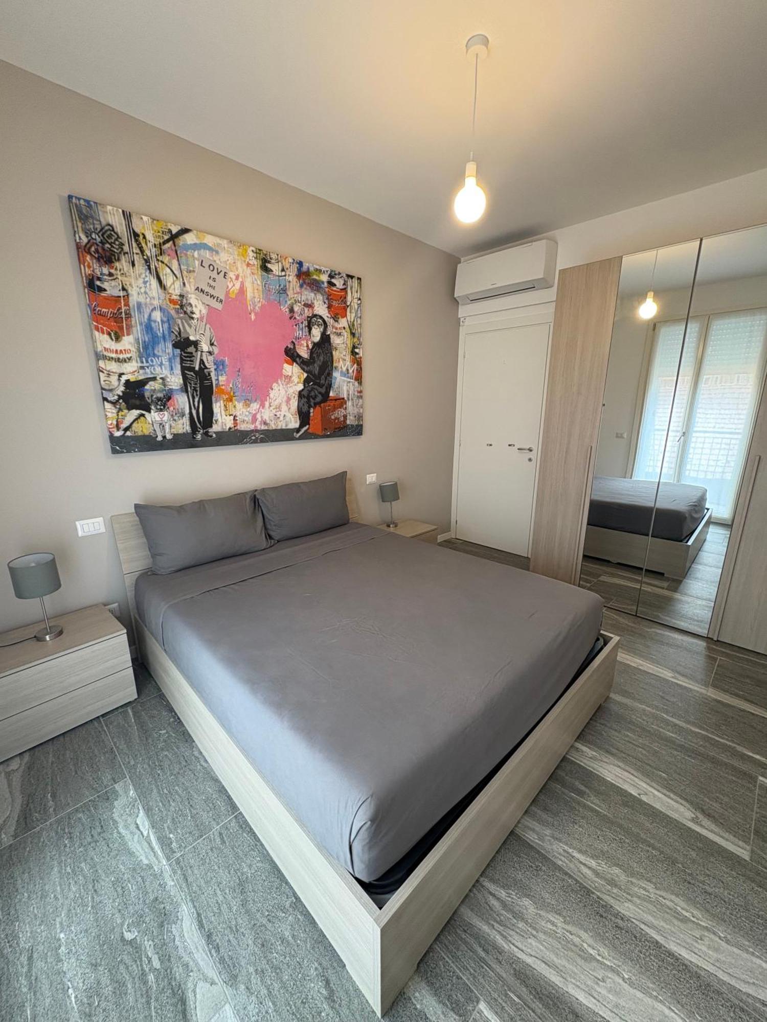 Essential Apartment Sesto San Giovanni Bagian luar foto