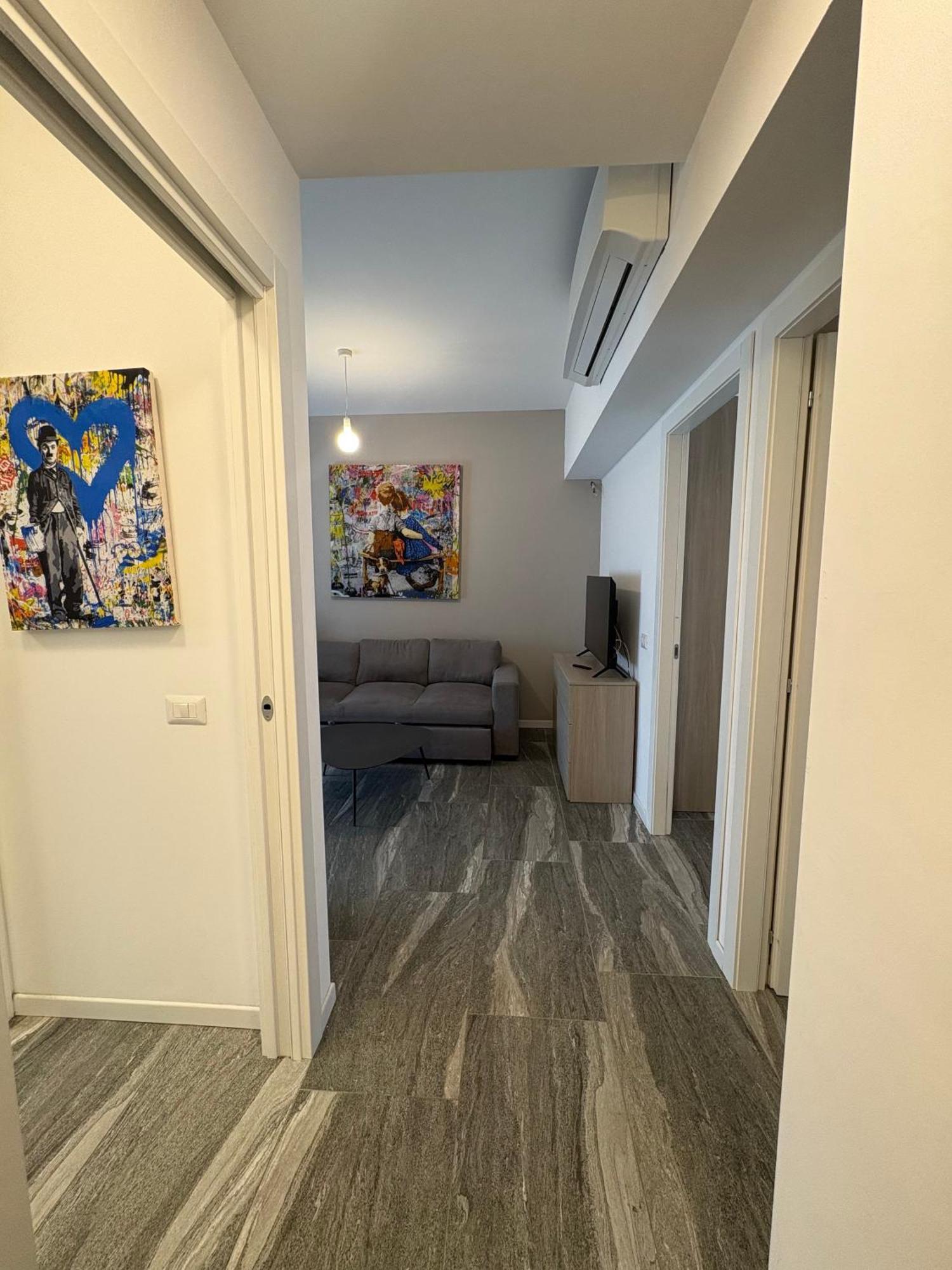 Essential Apartment Sesto San Giovanni Bagian luar foto